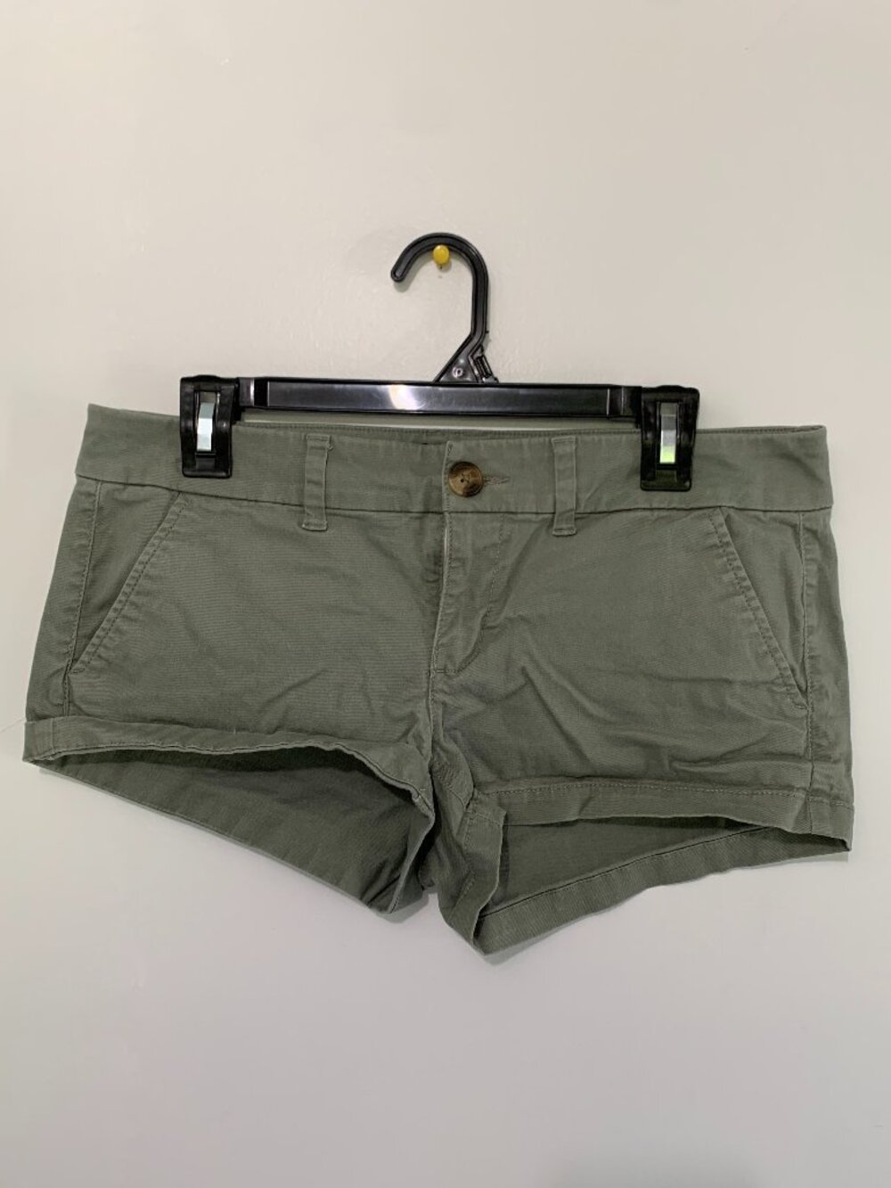 American Eagle Outfitters Olive Green Stretch Chino Shorts Cuffed Hem